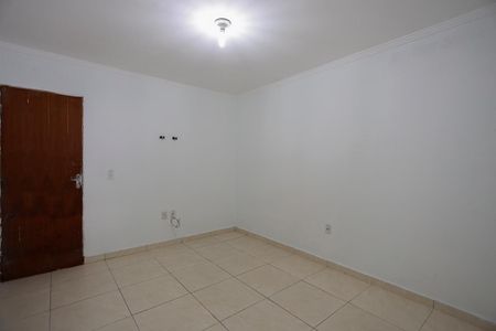 Casa à venda com 100m², 2 quartos e 1 vagaQuarto