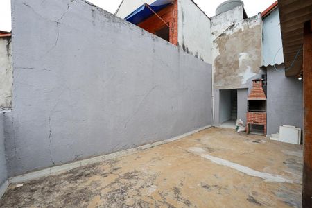 Casa à venda com 100m², 2 quartos e 1 vagaQuintal e área de lazer