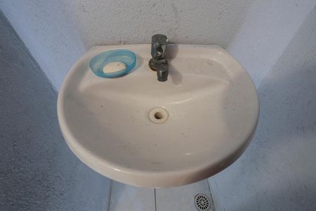 Casa à venda com 100m², 2 quartos e 1 vagaBanheiro de serviço