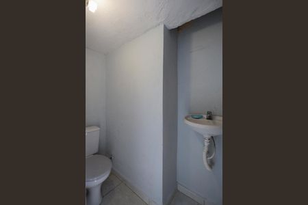 Casa à venda com 100m², 2 quartos e 1 vagaBanheiro de serviço