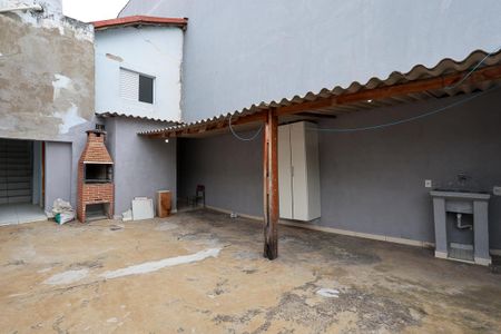 Casa à venda com 100m², 2 quartos e 1 vagaQuintal e área de lazer