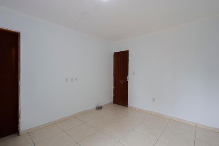 Casa à venda com 100m², 2 quartos e 1 vagaSuíte