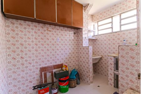 Apartamento à venda com 46m², 2 quartos e sem vaga Apartamento à venda com 46m², 2 quartos e sem vagaCozinha e Área de Serviço