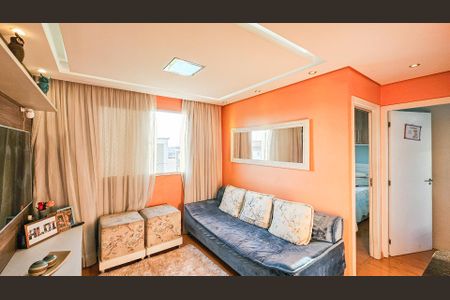 Sala de apartamento à venda com 2 quartos, 40m² em São Pedro, Osasco