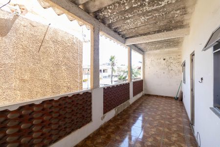 Casa para alugar com 100m², 2 quartos e 2 vagasVaranda