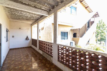 Casa para alugar com 100m², 2 quartos e 2 vagasVaranda