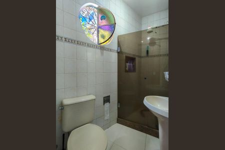 Casa à venda com 80m², 3 quartos e 1 vagaBanheiro