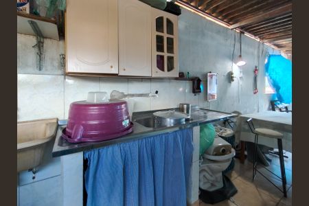 Casa à venda com 80m², 3 quartos e 1 vagaÁrea de Serviço