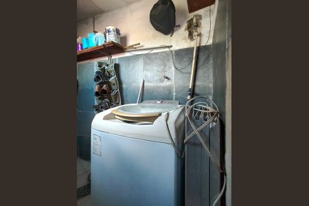 Casa à venda com 80m², 3 quartos e 1 vagaBanheiro de serviço