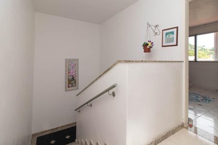 Casa de condomínio à venda com 194m², 3 quartos e 2 vagasCorredor