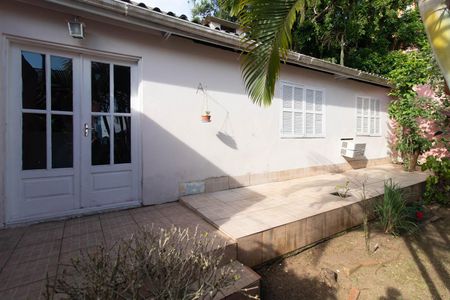 Casa de condomínio à venda com 194m², 3 quartos e 2 vagasQuintal