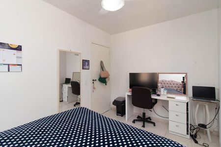 Casa de condomínio à venda com 194m², 3 quartos e 2 vagasQuarto 3