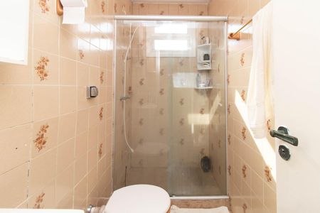 Casa de condomínio à venda com 194m², 3 quartos e 2 vagasBanheiro Social