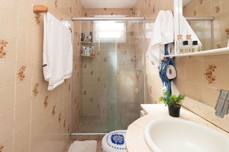 Casa de condomínio à venda com 194m², 3 quartos e 2 vagasBanheiro do Quarto 1