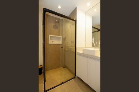 Banheiro de kitnet/studio à venda com 1 quarto, 23m² em Jardim Paulista, São Paulo