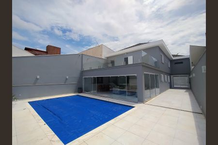 Casa à venda com 420m², 3 quartos e 8 vagasPiscina