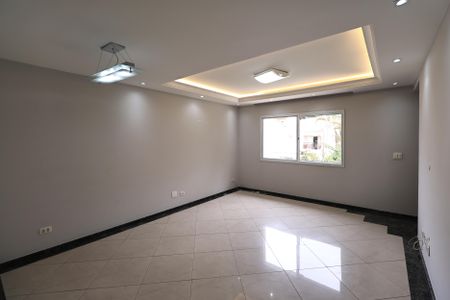 Casa de condomínio à venda com 155m², 2 quartos e 2 vagasSala