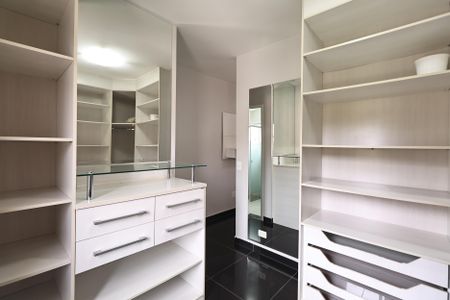 Casa de condomínio à venda com 155m², 2 quartos e 2 vagasCloset da suíte 
