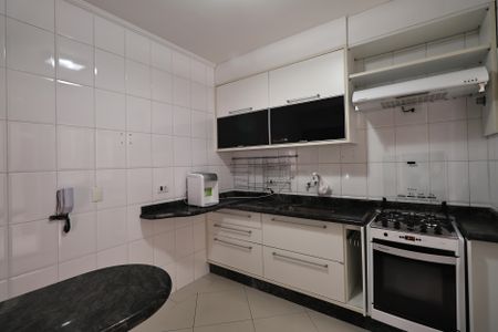 Casa de condomínio à venda com 155m², 2 quartos e 2 vagasCozinha