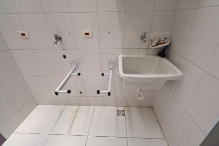 Casa de condomínio à venda com 155m², 2 quartos e 2 vagasLavanderia