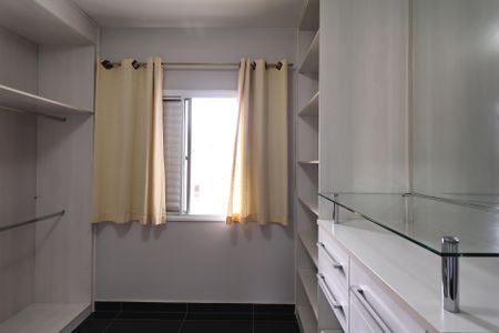 Casa de condomínio à venda com 155m², 2 quartos e 2 vagasCloset da suíte 