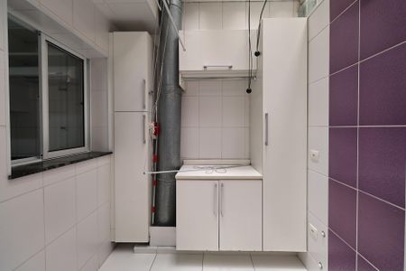 Casa de condomínio à venda com 155m², 2 quartos e 2 vagasLavanderia