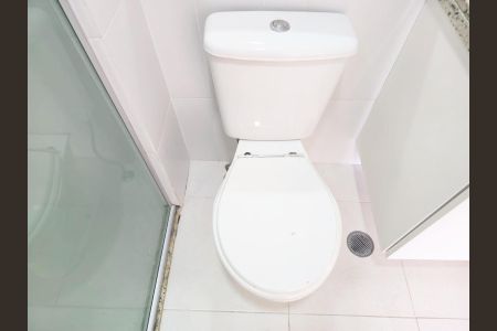 Apartamento à venda com 65m², 2 quartos e 1 vaga Apartamento à venda com 65m², 2 quartos e 1 vagaBanheiro da Suíte