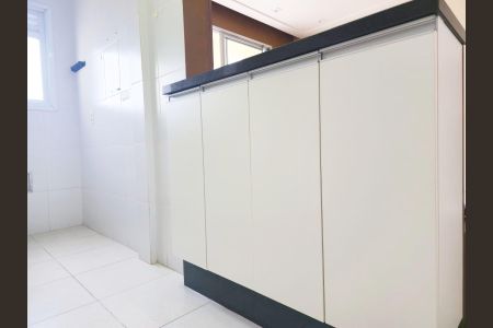 Apartamento à venda com 65m², 2 quartos e 1 vaga Apartamento à venda com 65m², 2 quartos e 1 vagaCozinha e Área de Serviço