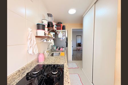 Apartamento à venda com 54m², 2 quartos e 1 vagaCozinha