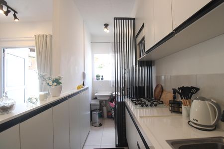 Apartamento à venda com 74m², 2 quartos e 1 vagaCozinha