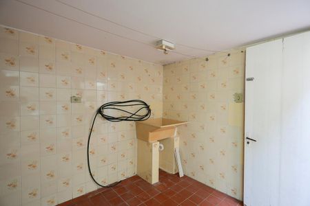 Casa para alugar com 50m², 1 quarto e sem vagaÁrea de serviço