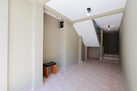 Casa à venda com 120m², 1 quarto e 1 vaga Casa à venda com 120m², 1 quarto e 1 vagaGaragem