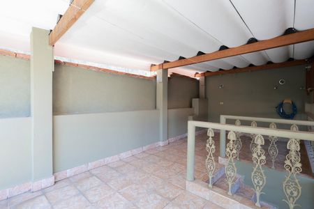 Casa à venda com 120m², 1 quarto e 1 vaga Casa à venda com 120m², 1 quarto e 1 vagaTerraço