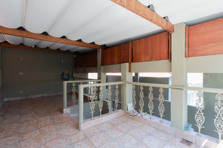 Casa à venda com 120m², 1 quarto e 1 vaga Casa à venda com 120m², 1 quarto e 1 vagaTerraço