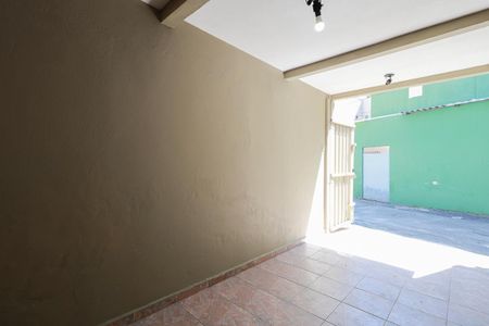 Casa à venda com 120m², 1 quarto e 1 vaga Casa à venda com 120m², 1 quarto e 1 vagaGaragem