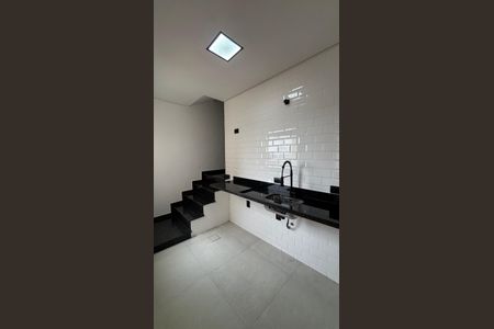 Apartamento à venda com 79m², 2 quartos e sem vaga Apartamento à venda com 79m², 2 quartos e sem vagaCozinha