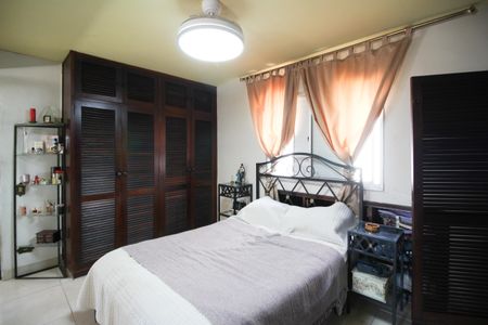 Apartamento para alugar com 210m², 2 quartos e 2 vagas Apartamento para alugar com 210m², 2 quartos e 2 vagasSuíte