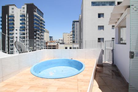 Apartamento para alugar com 210m², 2 quartos e 2 vagas Apartamento para alugar com 210m², 2 quartos e 2 vagasPiscina Cobertura e Privativa