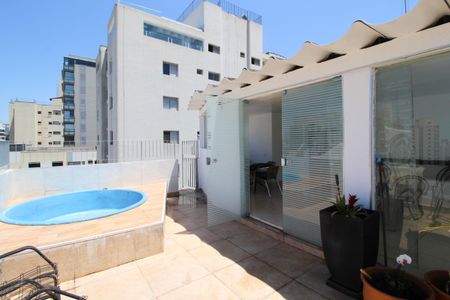 Apartamento para alugar com 210m², 2 quartos e 2 vagas Apartamento para alugar com 210m², 2 quartos e 2 vagasPiscina Cobertura e Privativa