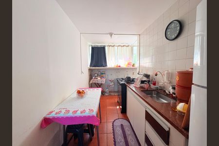 Apartamento à venda com 69m², 2 quartos e 1 vagaCozinha