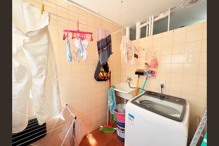 Apartamento à venda com 69m², 2 quartos e 1 vagaÁrea de Serviço