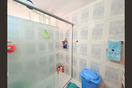Apartamento à venda com 69m², 2 quartos e 1 vagaBanheiro Social