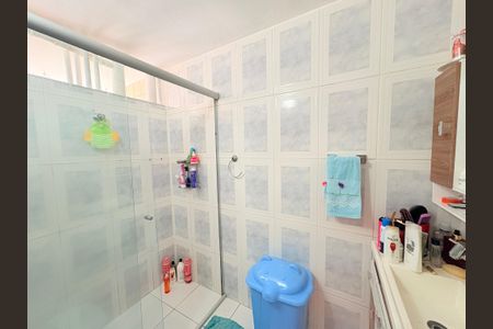 Apartamento à venda com 69m², 2 quartos e 1 vagaBanheiro Social