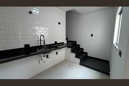 Apartamento à venda com 80m², 2 quartos e 1 vaga Apartamento à venda com 80m², 2 quartos e 1 vagaCozinha