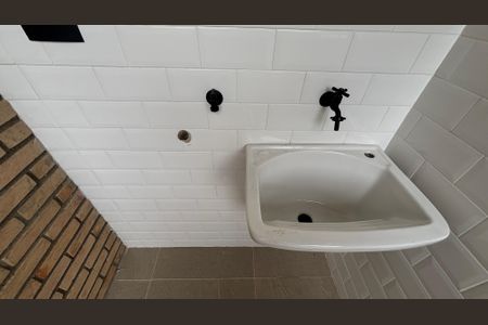 Apartamento à venda com 79m², 2 quartos e 1 vaga Apartamento à venda com 79m², 2 quartos e 1 vagaCobertura - area de Serviço