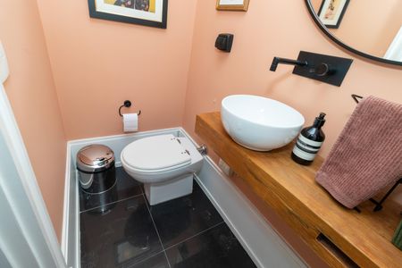 Apartamento à venda com 186m², 3 quartos e 2 vagas Apartamento à venda com 186m², 3 quartos e 2 vagasLavabo