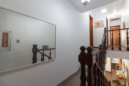 Casa à venda com 240m², 3 quartos e 2 vagas Casa à venda com 240m², 3 quartos e 2 vagasCorredor interno