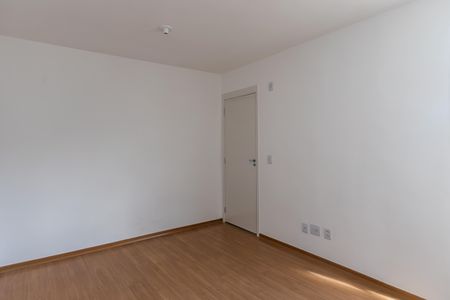 Sala de apartamento para alugar com 2 quartos, 43m² em Trevo, Belo Horizonte