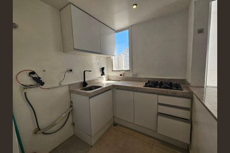 Apartamento à venda com 80m², 2 quartos e 1 vagaCozinha