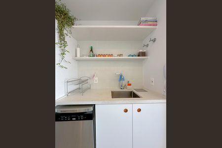 Apartamento à venda com 100m², 2 quartos e 2 vagasCozinha